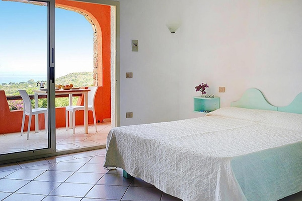 Foto van Appartement in de residentie Lu Nibareddu, Loiri - Vakantiehuis in Loiri - BedRoom