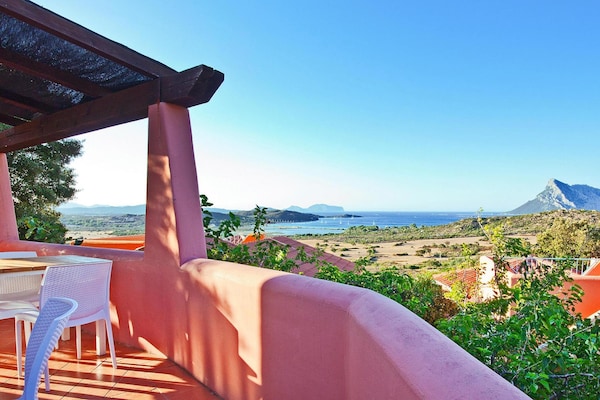 Foto van Appartement in de residentie Lu Nibareddu, Loiri - Vakantiehuis in Loiri - TerraceBalcony