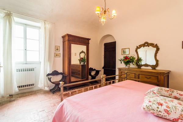 Foto van Italiaans verblijf: wijngebied Bacchereto - Vakantiehuis in Carmignano - BedRoom