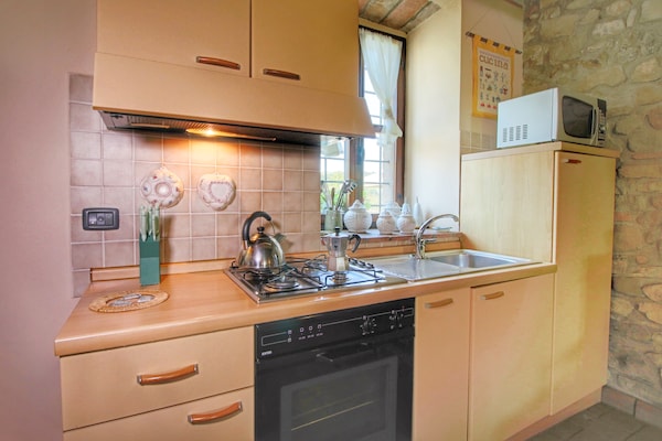 Foto van Appartement in Todi met zwembad en erfgoed - Vakantiehuis in Todi - Kitchen