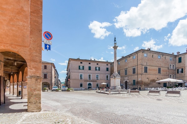 Foto van Vakantiehuis in Urbania met Heuvelzicht - Vakantiehuis in Urbania - AreaSummer5KM