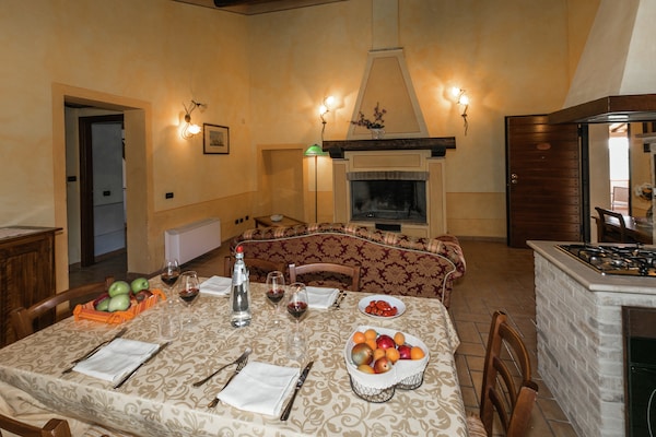Foto van Boerderij in Montoro bij kasteel - Vakantiehuis in Montoro - LivingRoom