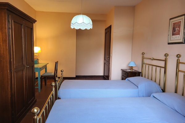 Foto van Rustiek toevluchtsoord in Umbrië - Vakantiehuis in Monte Santa Maria Tiberina - BedRoom