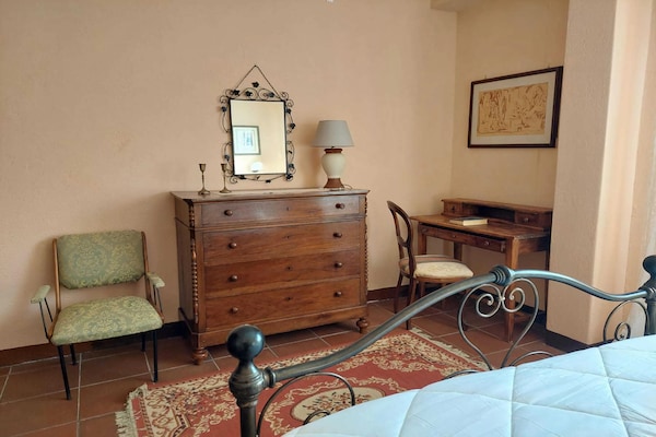Foto van Rustiek toevluchtsoord in Umbrië - Vakantiehuis in Monte Santa Maria Tiberina - BedRoom