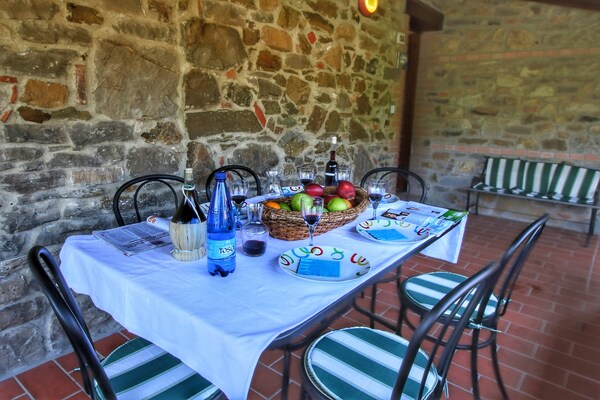 Foto van Vakantiehuis in Paciano bij Trasimeno - Vakantiehuis in Paciano - TerraceBalcony