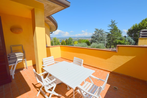 Foto van Villa in Marsciano met zwembad bij Trasimeno - Vakantiehuis in Marsciano - TerraceBalcony