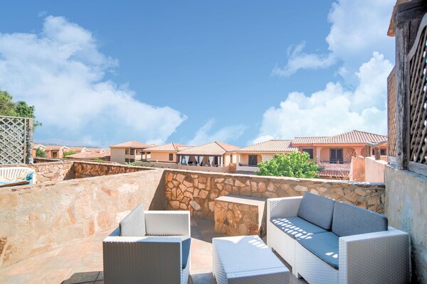 Foto van Appartement in Porto Rotondo bij stranden - Vakantiehuis in Marinella - TerraceBalcony