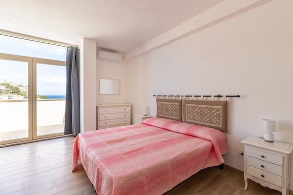 Foto van Appartement met vista mare en terrazza - Vakantiehuis in Castelsardo - BedRoom