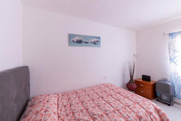 Foto van Su due livelli, con aria condizionata - Vakantiehuis in Castelsardo - BedRoom