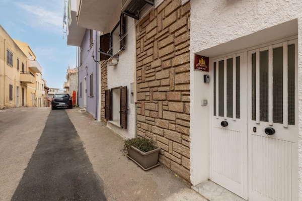 Foto van Su due livelli, con aria condizionata - Vakantiehuis in Castelsardo - HallReception