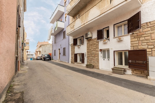 Foto van Su due livelli, con aria condizionata - Vakantiehuis in Castelsardo - ExteriorSummer