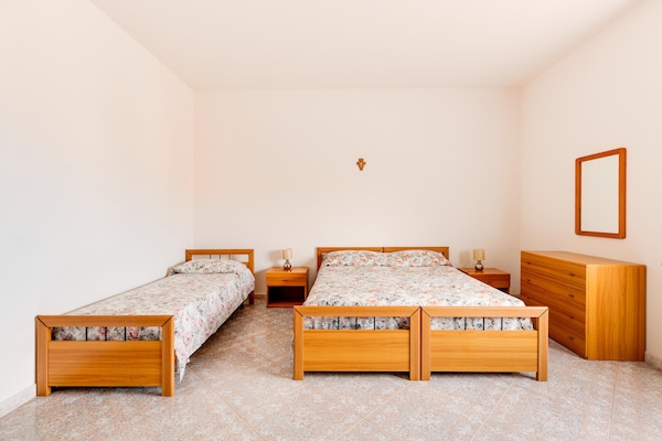 Foto van Appartement met zeezicht in het historische - Vakantiehuis in Castelsardo - BedRoom