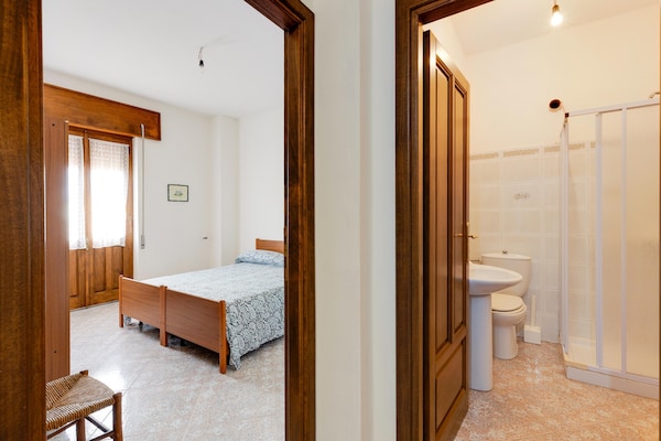 Foto van Appartement met zeezicht in het historische - Vakantiehuis in Castelsardo - BathRoom