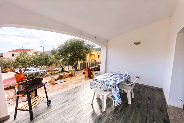 Foto van Gezellig appartement aan zee nabij Budoni - Vakantiehuis in Budoni - TerraceBalcony
