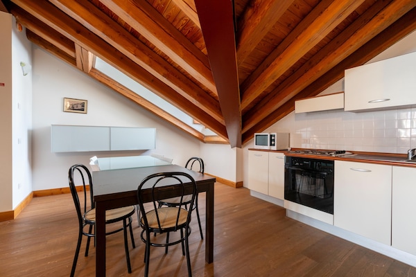 Foto van In edificio storico, con aria condizionata - Vakantiehuis in Ceresole Reale (TO) - DiningRoom