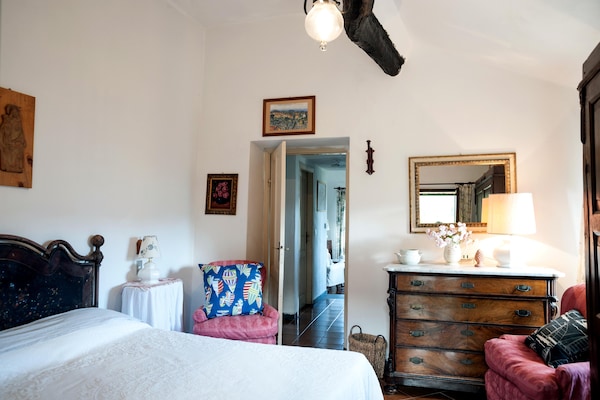 Foto van Rustig verblijf in de Ligurische heuvels - Vakantiehuis in Stellanello - BedRoom