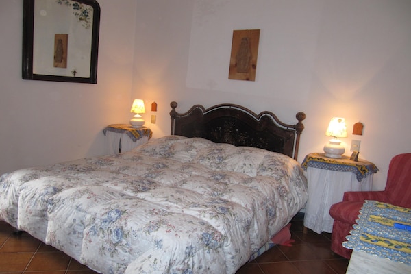 Foto van Rustig verblijf in de Ligurische heuvels - Vakantiehuis in Stellanello - BedRoom