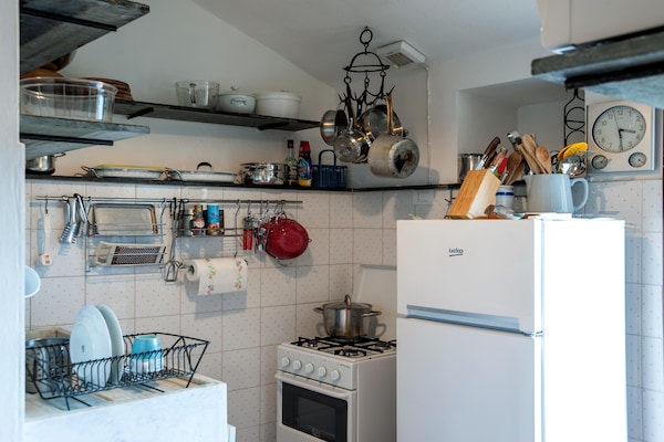 Foto van Rustig verblijf in de Ligurische heuvels - Vakantiehuis in Stellanello - Kitchen