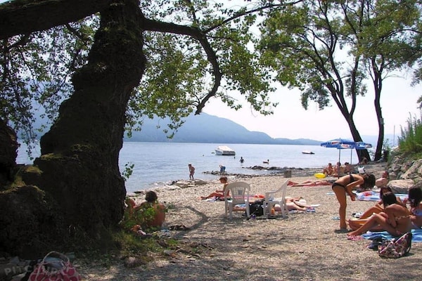 Foto van Vakantiehuis in Italië met uitzicht op de bergen - Vakantiehuis in Colmegna - AreaSummer5KM