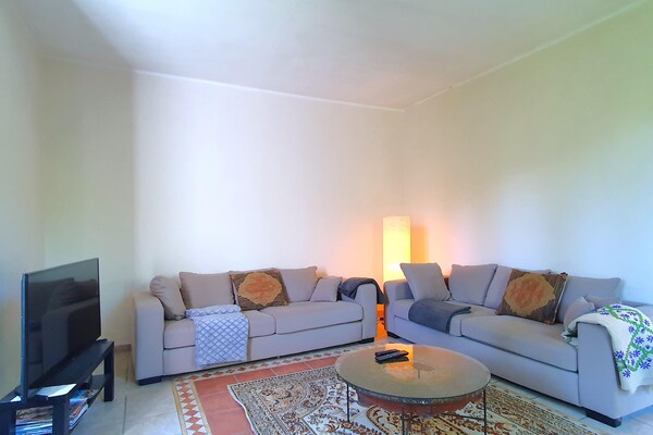 Foto van Elegante villa met privétuin in Castello - Vakantiehuis in Castello (VA) - LivingRoom