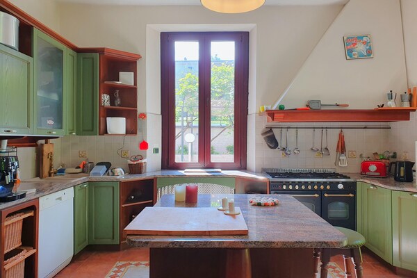 Foto van Elegante villa met privétuin in Castello - Vakantiehuis in Castello (VA) - Kitchen