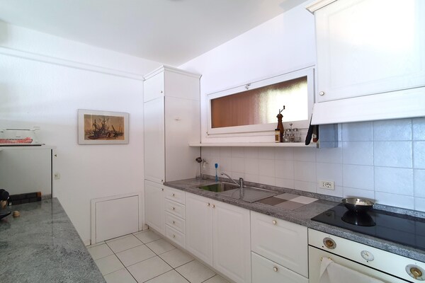 Foto van Vakantiehuis in Maccagno met zwembad - Vakantiehuis in Maccagno con Pino e Veddasca - Kitchen