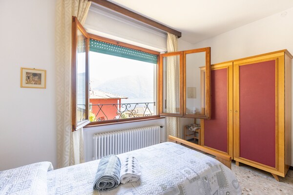 Foto van Vakantiehuis Acquaseria bij Comomeer - Vakantiehuis in aquaseria - BedRoom