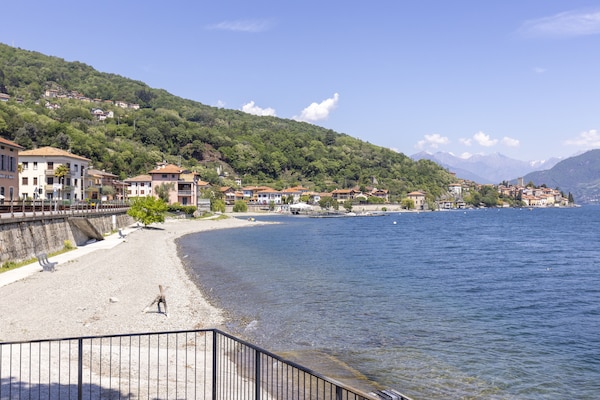Foto van Vakantiehuis Acquaseria bij Comomeer - Vakantiehuis in aquaseria - AreaSummer5KM