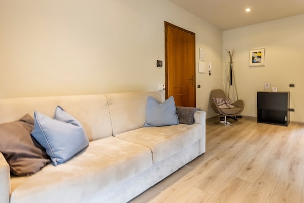 Foto van Appartement bij het Gardameer in Sirmione - Vakantiehuis in Sirmione - LivingRoom