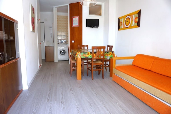 Foto van Appartement in Porto Santa Margherita bij Strand - Vakantiehuis in Porto Santa Margherita (VE) - LivingRoom