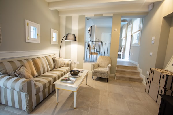 Foto van Villa in Bologna met privézwembad - Vakantiehuis in Castel San Pietro Terme - LivingRoom