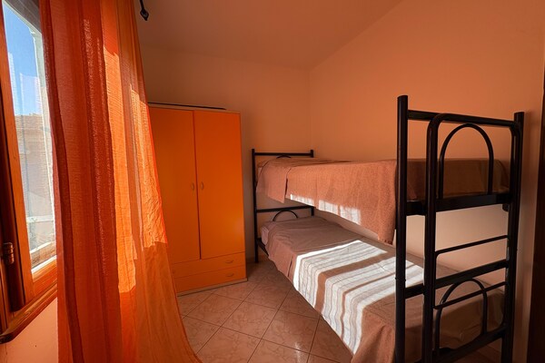 Foto van Klein appartement met balkon - Vakantiehuis in  - BedRoom