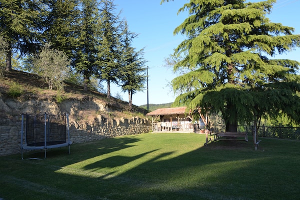 Foto van Romantisch verblijf met zwembad - Vakantiehuis in Modigliana - GardenSummer