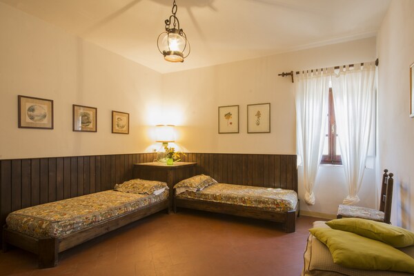 Foto van Boerderij in Castelfiorentino met Zwembad - Vakantiehuis in Castelfiorentino (FI) - BedRoom