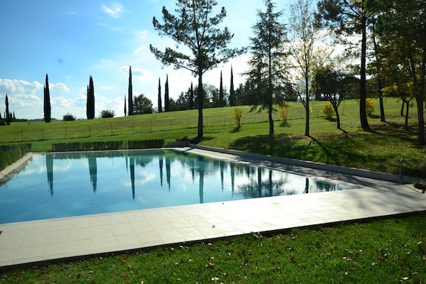 Foto van Verblijf in een tuin en wijnstreek - Vakantiehuis in Rignano Sull'arno - PoolOfHouse