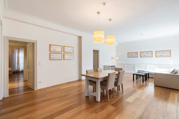 Foto van Verblijf in een tuin en wijnstreek - Vakantiehuis in Rignano Sull'arno - LivingRoom