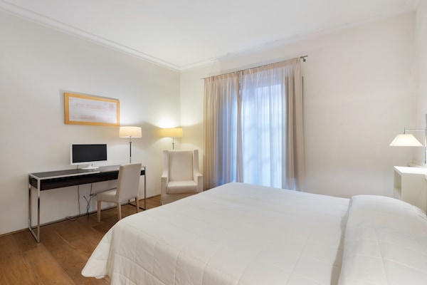 Foto van Verblijf in een tuin en wijnstreek - Vakantiehuis in Rignano Sull'arno - BedRoom