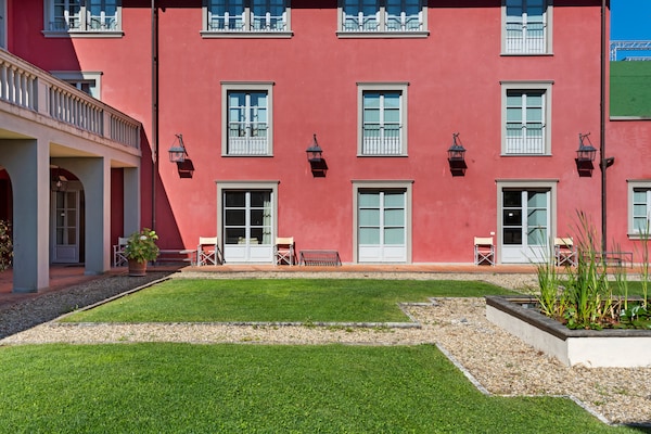 Foto van Verblijf in een tuin en wijnstreek - Vakantiehuis in Rignano Sull'arno - GardenSummer