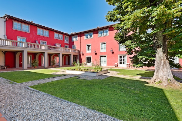 Foto van Verblijf in een tuin en wijnstreek - Vakantiehuis in Rignano Sull'arno - GardenSummer