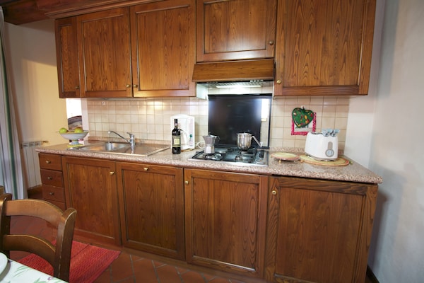 Foto van Boerderij in Poppi met zwembad en tuinen - Vakantiehuis in Poppi - Kitchen