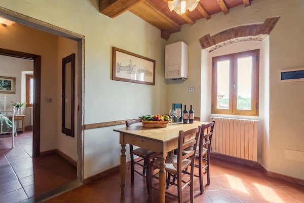 Foto van Uitje naar een Toscaans landhuis - Vakantiehuis in Pian di scò - DiningRoom