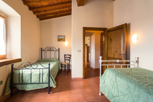 Foto van Uitje naar een Toscaans landhuis - Vakantiehuis in Pian di scò - BedRoom