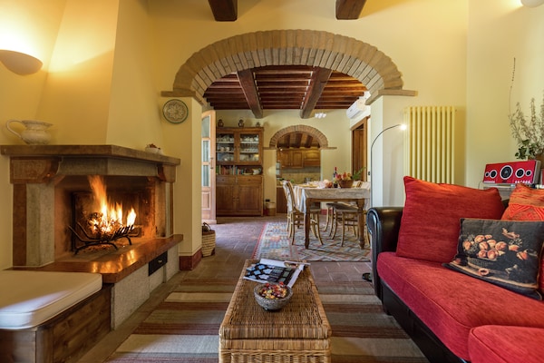 Foto van Villa in Cortona met privézwembad - Vakantiehuis in Cortona - LivingRoom