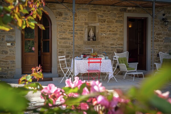 Foto van Villa in Cortona met privézwembad - Vakantiehuis in Cortona - TerraceBalcony