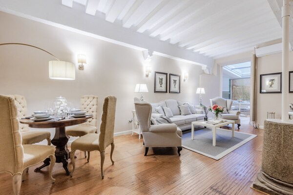 Foto van Appartement in Lucca bij San Frediano - Vakantiehuis in Lucca - LivingRoom