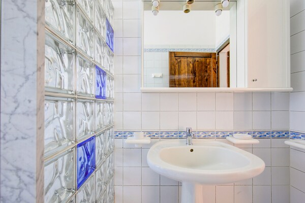 Foto van Appartement in Peccioli met zwembad - Vakantiehuis in Peccioli - BathRoom