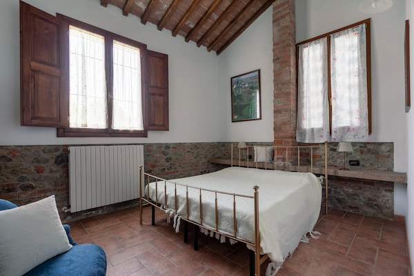 Foto van Mooi appartement met zwembad - Vakantiehuis in Peccioli - BedRoom