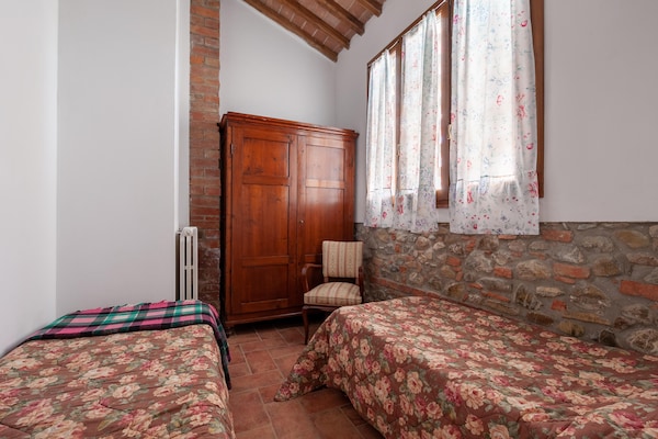 Foto van Mooi appartement met zwembad - Vakantiehuis in Peccioli - BedRoom
