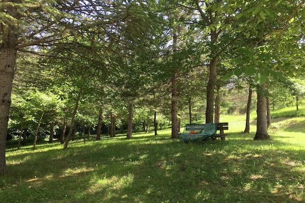 Foto van Appartement in Marche met Zwembad en Uitzicht - Vakantiehuis in Apecchio - GardenSummer