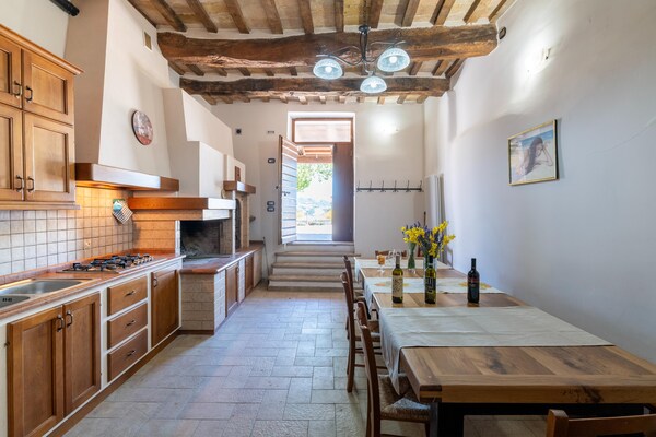Foto van Landhuis in Cagli met Zwembad en Uitzicht - Vakantiehuis in Cagli - Kitchen
